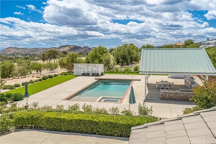 9248 Hierba, Agua Dulce, California 91390