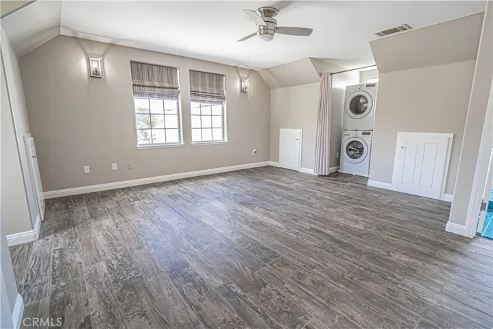 9248 Hierba, Agua Dulce, California 91390