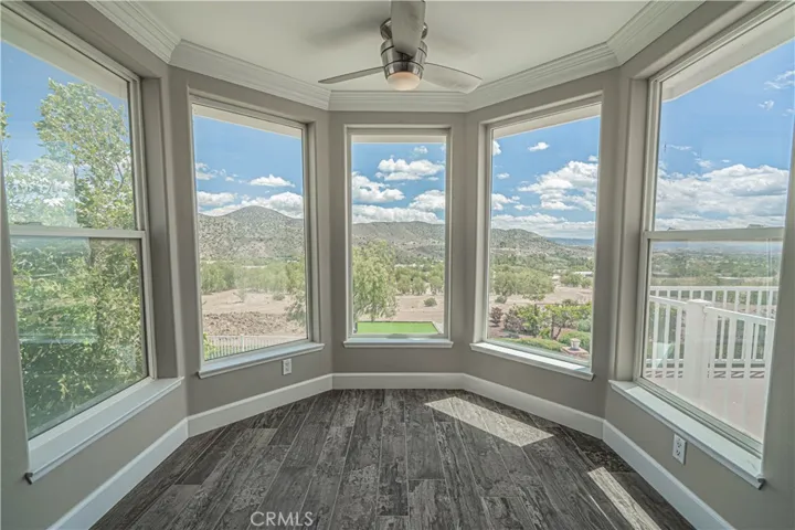 9248 Hierba, Agua Dulce, California 91390