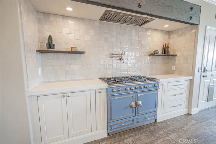 9248 Hierba, Agua Dulce, California 91390