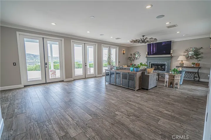 9248 Hierba, Agua Dulce, California 91390