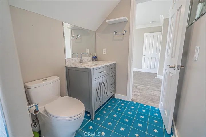 9248 Hierba, Agua Dulce, California 91390