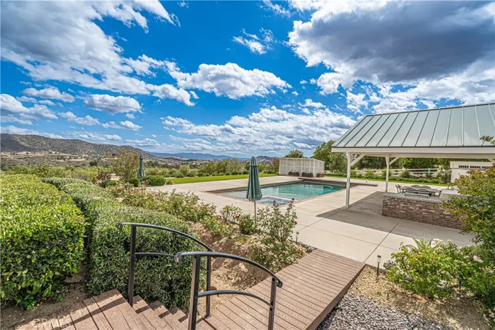 9248 Hierba, Agua Dulce, California 91390