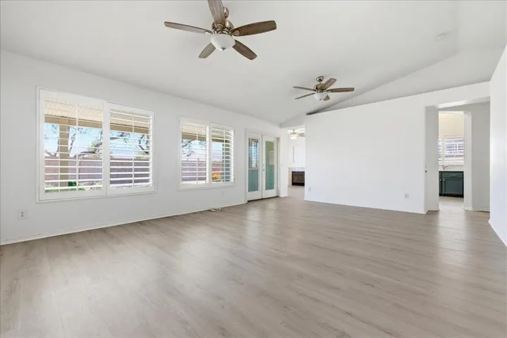 09-Living Room