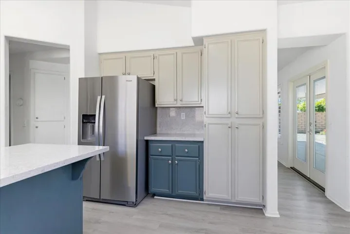 16-Kitchen