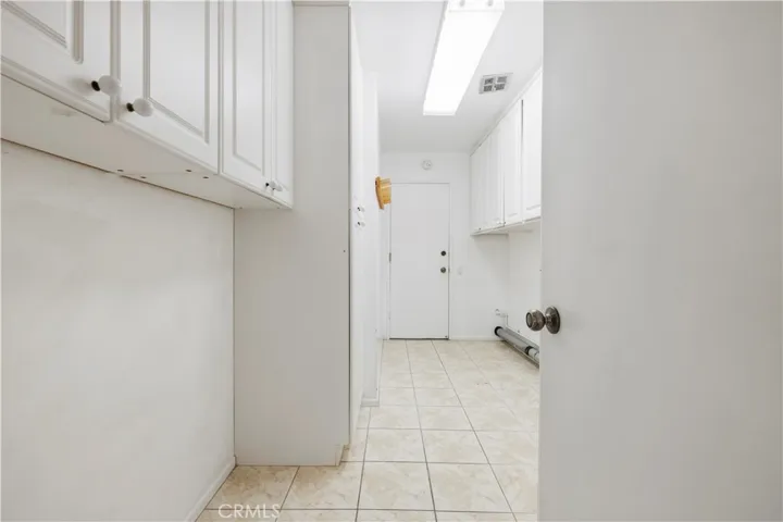 Oversized Laundry with plentiful storage