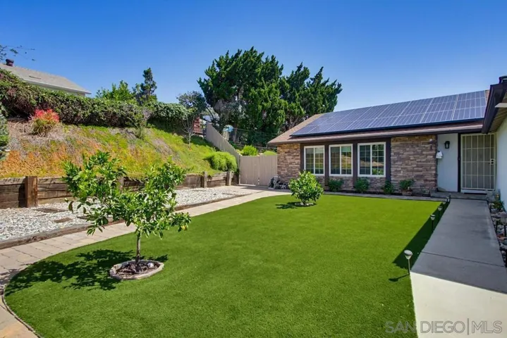 , Poway, California 92064