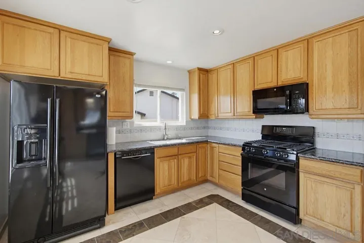 , Poway, California 92064