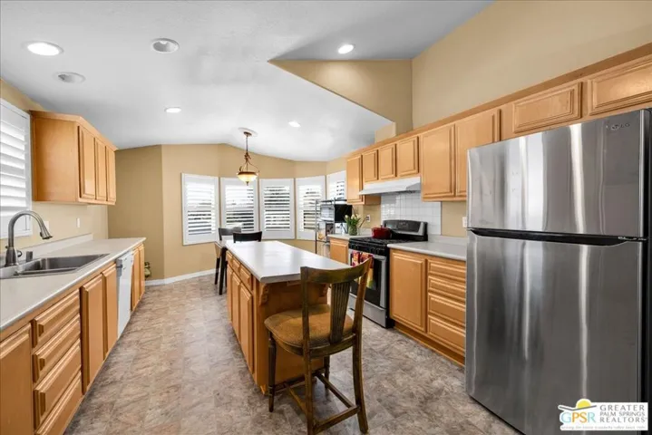 Overall kitchen view