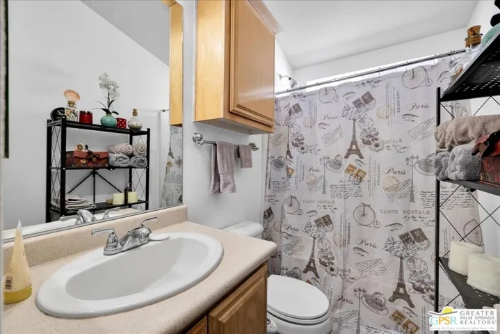 Secondary bathroom