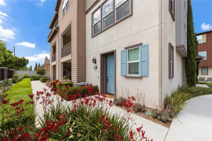 17879 S Upton, Carson, California 90746