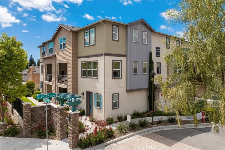 17879 S Upton, Carson, California 90746