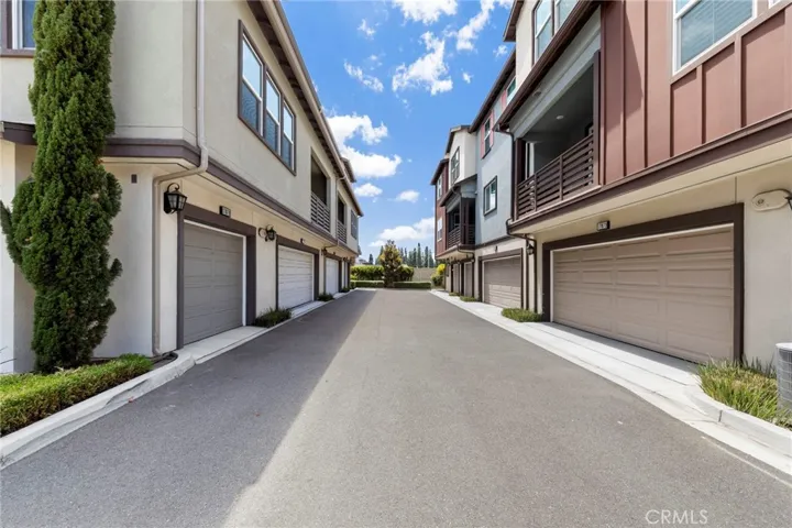 17879 S Upton, Carson, California 90746