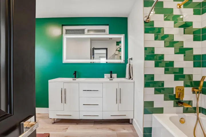 73561BroadmoorDr-25
