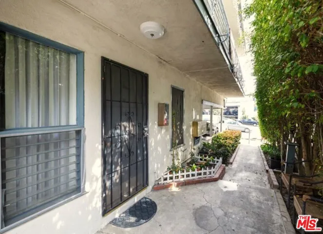 3637 S Sepulveda Boulevard, Los Angeles, California 90034