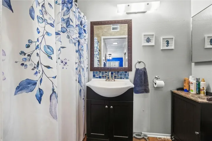 1103 Border, Corona, California 92882