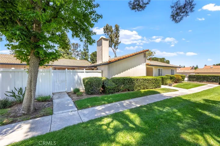 1103 Border, Corona, California 92882