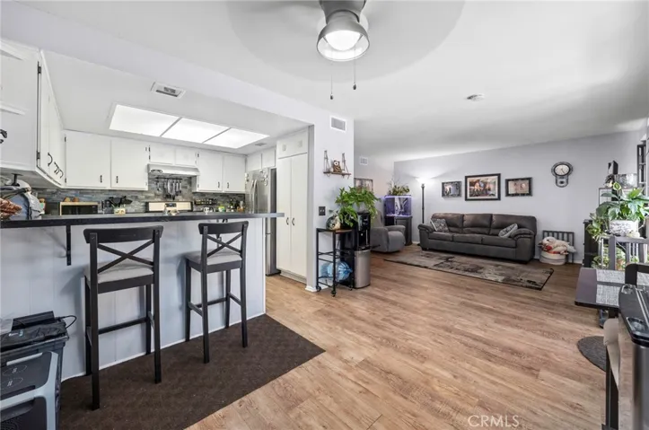 1103 Border, Corona, California 92882
