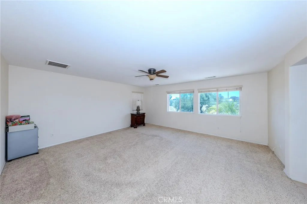 Very large primary suite