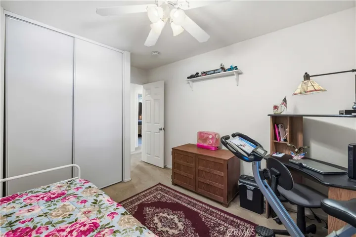 3124 E Newgrove, Lancaster, California 93535