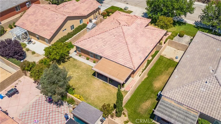 3124 E Newgrove, Lancaster, California 93535