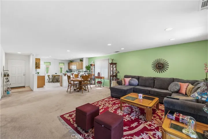 3124 E Newgrove, Lancaster, California 93535