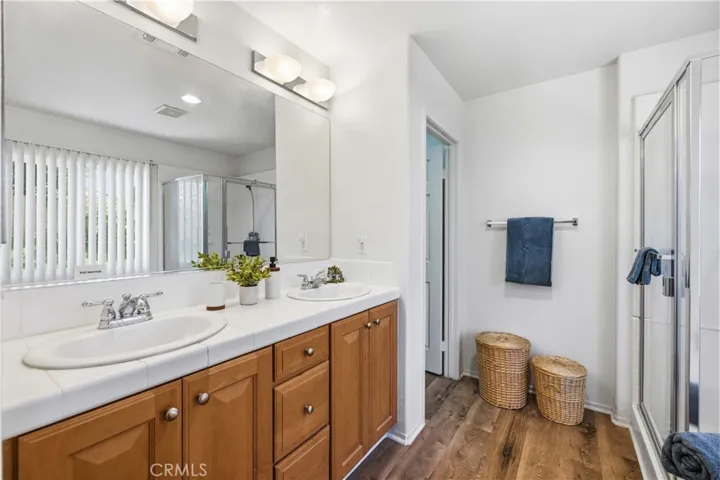 3124 E Newgrove, Lancaster, California 93535