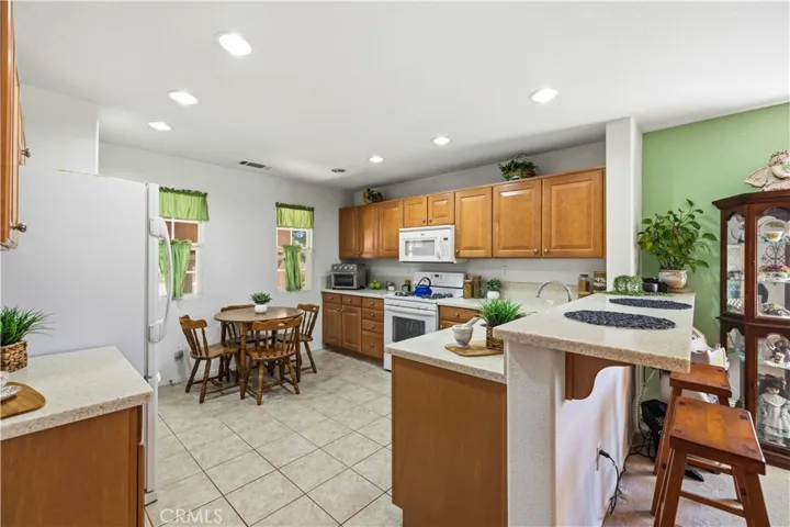 3124 E Newgrove, Lancaster, California 93535
