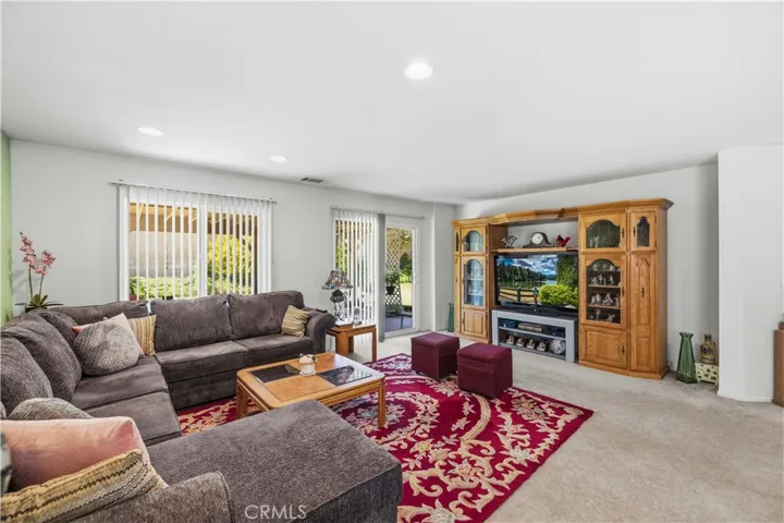 3124 E Newgrove, Lancaster, California 93535