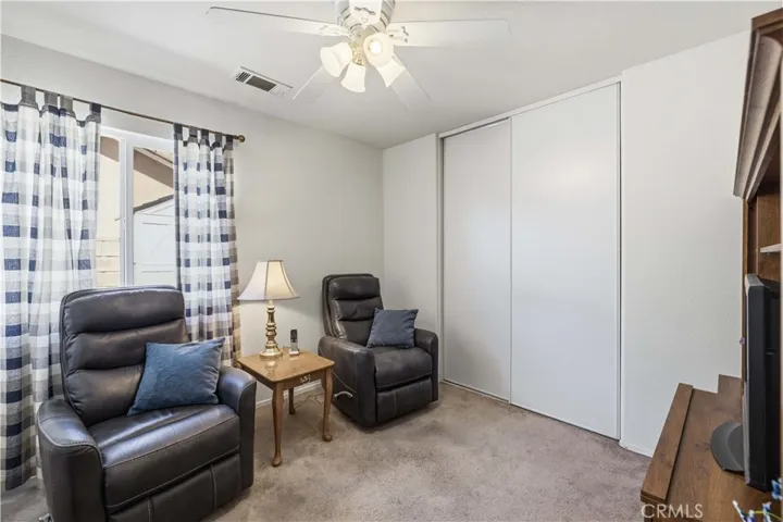 3124 E Newgrove, Lancaster, California 93535