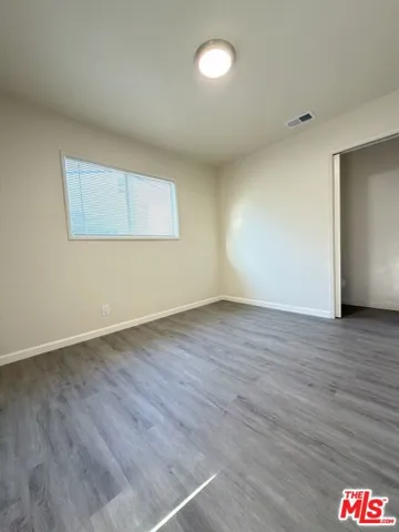 Den