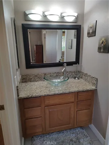 Vanity in Primary (.25 bath)