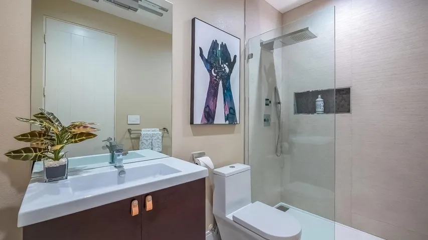 2 br ba