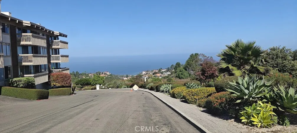 Street  outside downhill