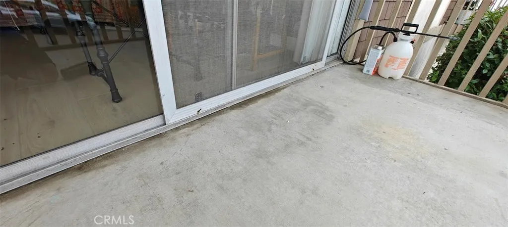 Concrete balcony
