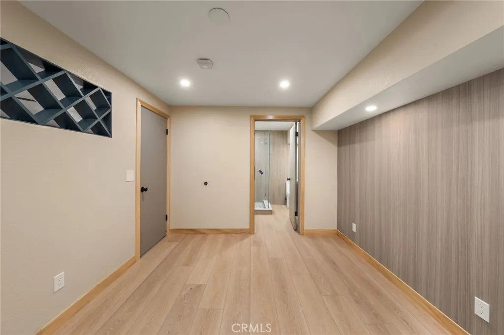 Additional Room on lower level