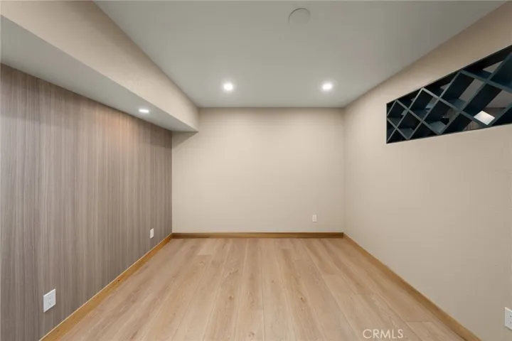 Additional Room on lower level