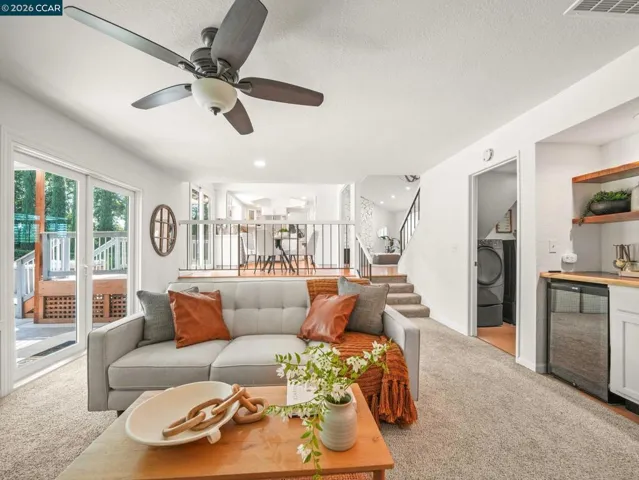 32 Atchinson Stage Court, Clayton, California 94517