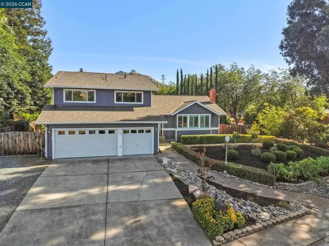32 Atchinson Stage Court, Clayton, California 94517