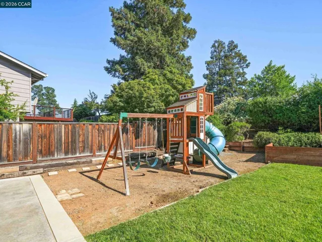 32 Atchinson Stage Court, Clayton, California 94517