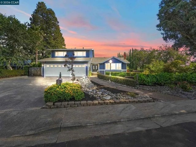 32 Atchinson Stage Court, Clayton, California 94517