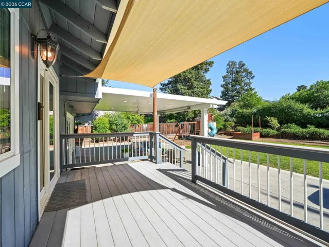 32 Atchinson Stage Court, Clayton, California 94517