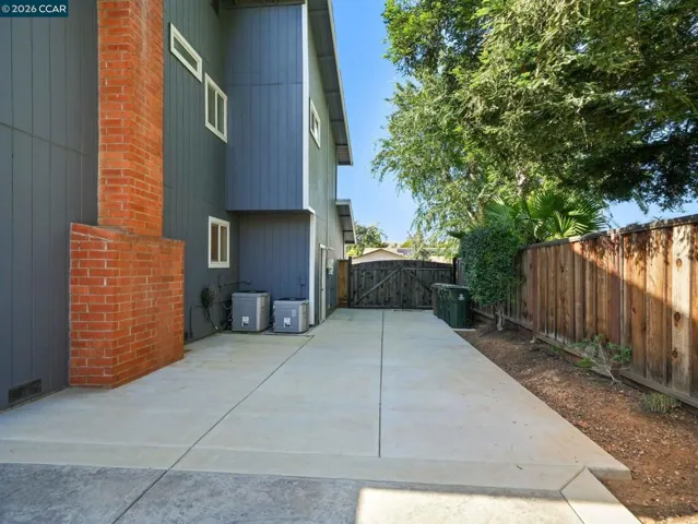 32 Atchinson Stage Court, Clayton, California 94517