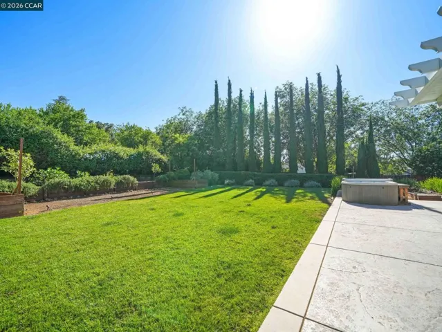 32 Atchinson Stage Court, Clayton, California 94517
