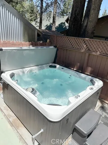 Brand new jacuzzi.