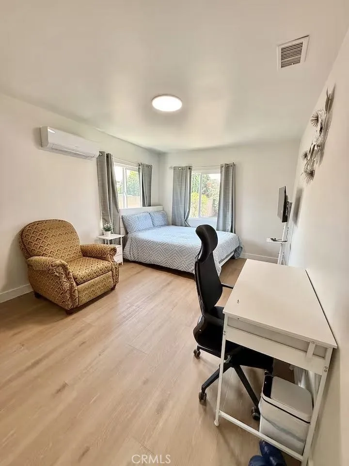 Bedroom #3,
Office desk