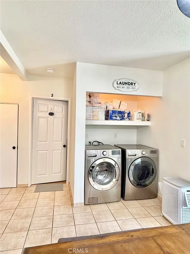 Laundry Hook up inside