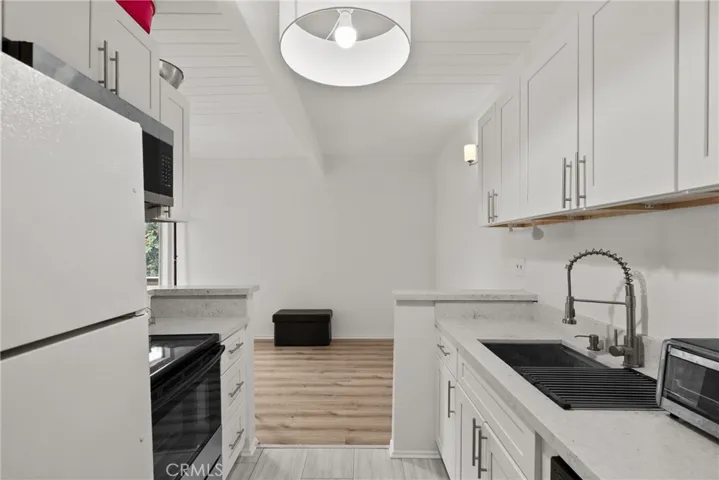 Kitchen, Dining area