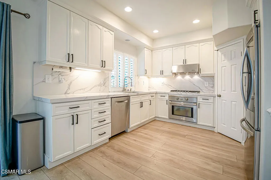 D KITCHEN 01
