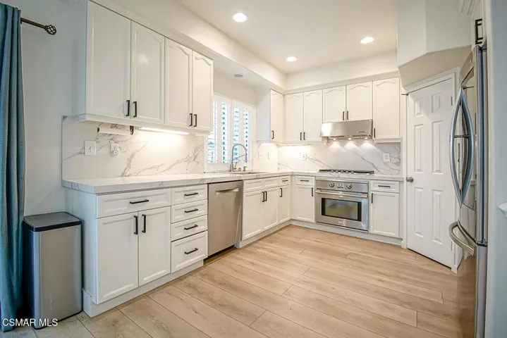 D KITCHEN 01